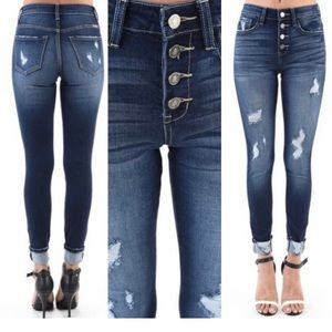 KanCan Distressed Jeans